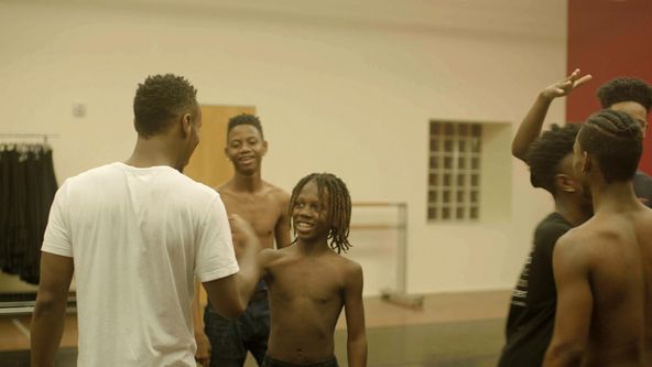 Lil Buck: Opravdová labuť