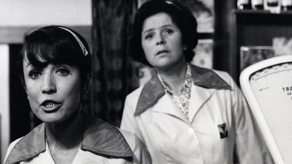 Žena za pultem (10)