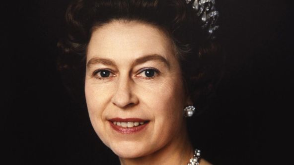 Královna Alžběta II. - povinnost nade vše