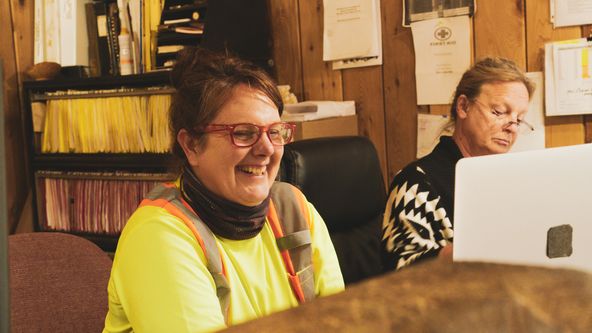 Dřevo nad zlato II (1)