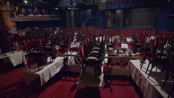 Krásky z Moulin Rouge - pohled do zákulisí