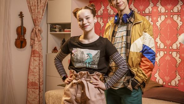 Alenka v říši GIFů II