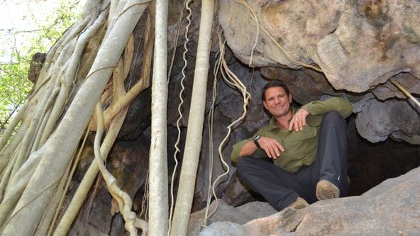 Plavání s monstry: Steve Backshall (3)