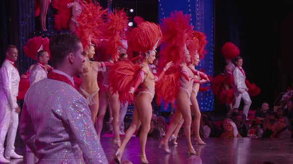 Krásky z Moulin Rouge - pohled do zákulisí