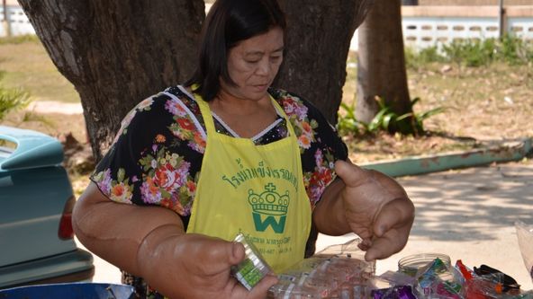 Podivná těla II (4)