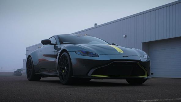Aston Martin - nesmírně britský vůz
