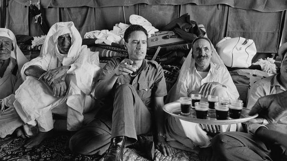 Vzestup diktátorů (6)