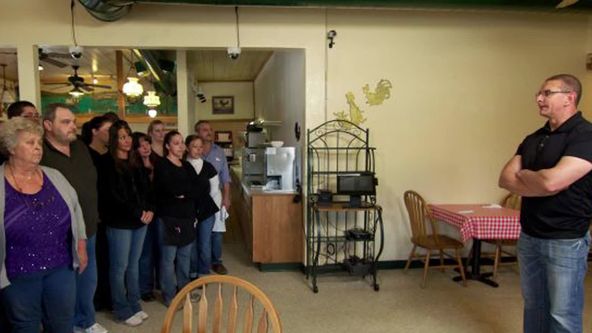 Restaurant: Impossible XVIII (1)
