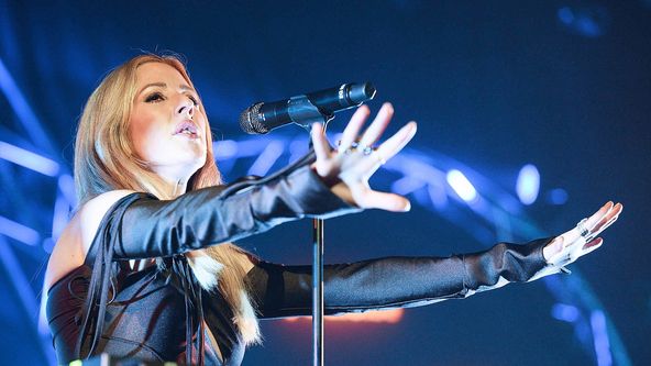 Ellie Goulding v Basileji