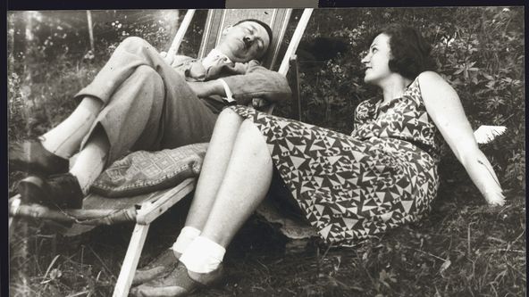 Hitlerův dvůr (2/2)