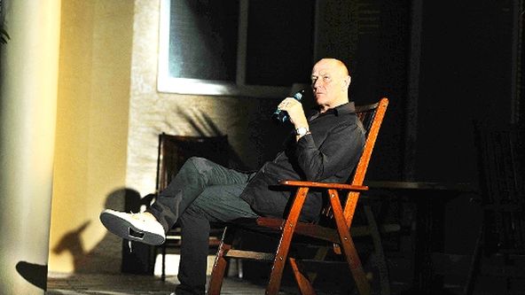 Slunečno, místy vraždy IV (8)