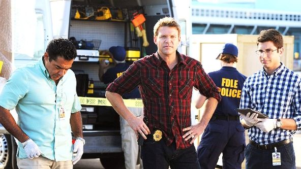 Slunečno, místy vraždy IV (10)